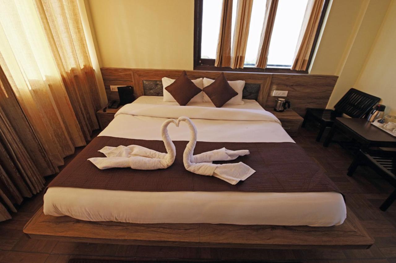 Harmony Blue Mcleodganj Hotel McLeod Ganj Bagian luar foto